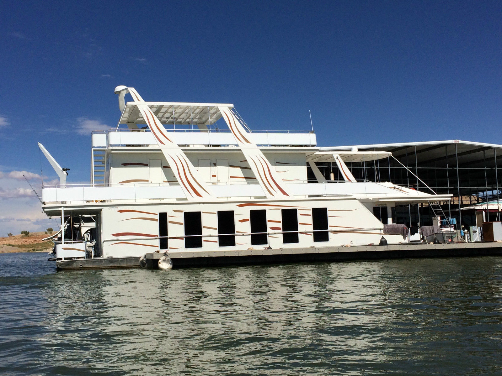 2009 Fantasy Yacht! 5 Beds 4 Baths 3 Ton AC 65ft! Luxury Houseboat
