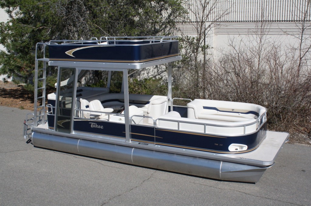 2014 Tahoe Grand Island 24 Pontoon boat with slide