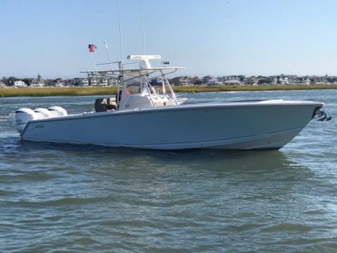 2010 Jupiter 38′ Center Console Boat Triple Yamaha 350’s 60+ MPH New Interior for sale