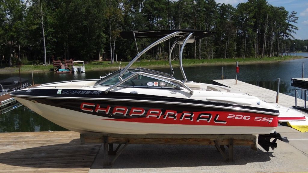 2004 Chaparral 220 SSi