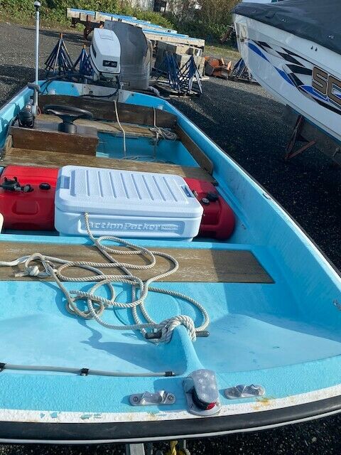 1965 Boston Whaler 13 Sport w/1987 50HP Johnson Motor & trailer