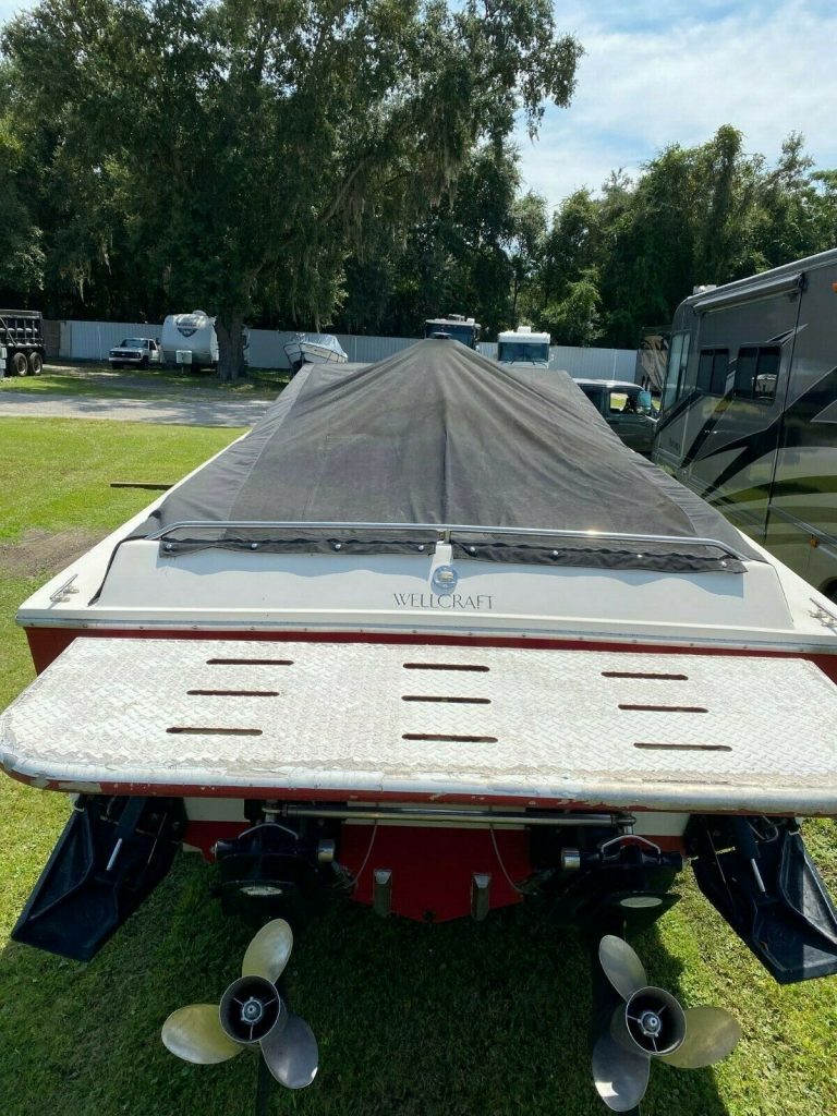 1988 Wellcraft Scarab Ninja Boat