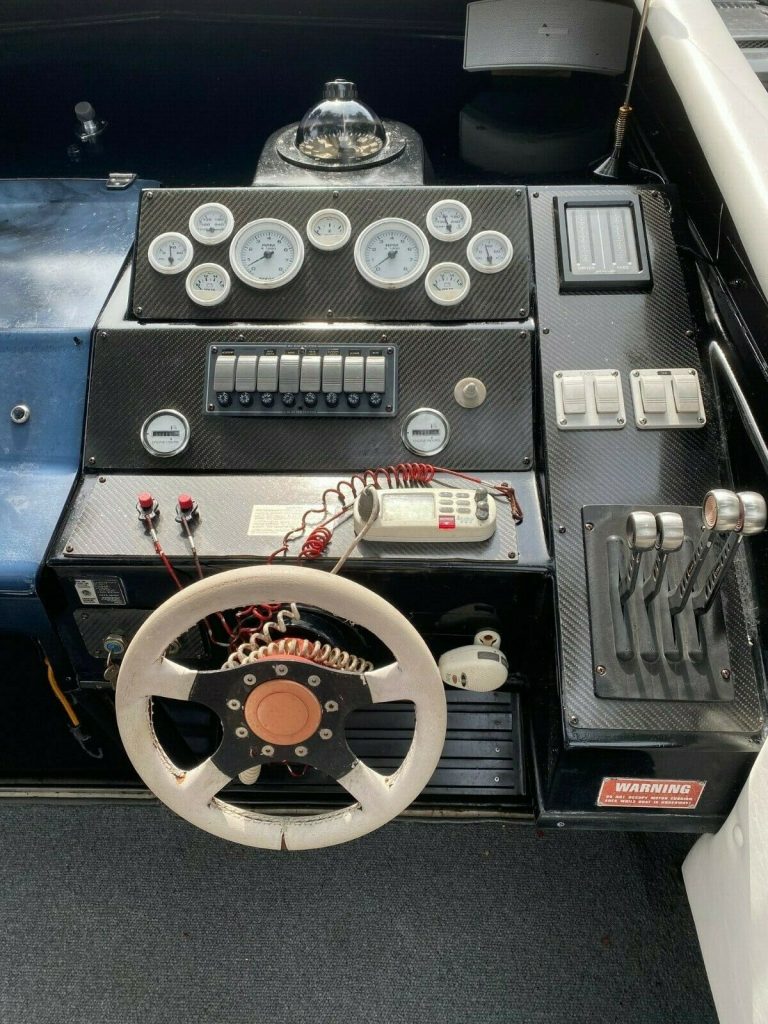 1988 Wellcraft Scarab Ninja Boat