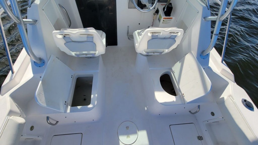2004 Wellcraft 22 WA, YAMAHA 4stroke 225 hp with only 624 hours.