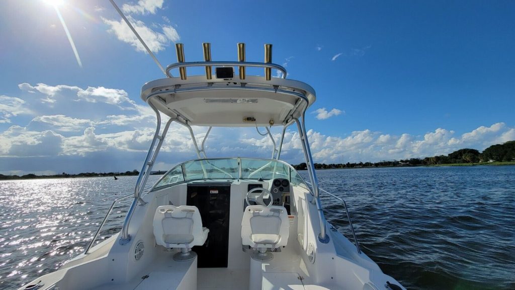 2004 Wellcraft 22 WA, YAMAHA 4stroke 225 hp with only 624 hours.