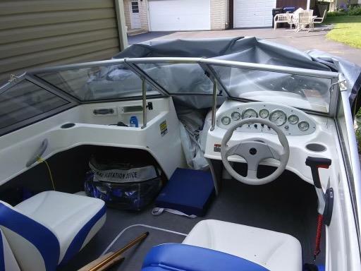 2006 Bayliner 175 Located in Mchenry, IL – Has Trailer