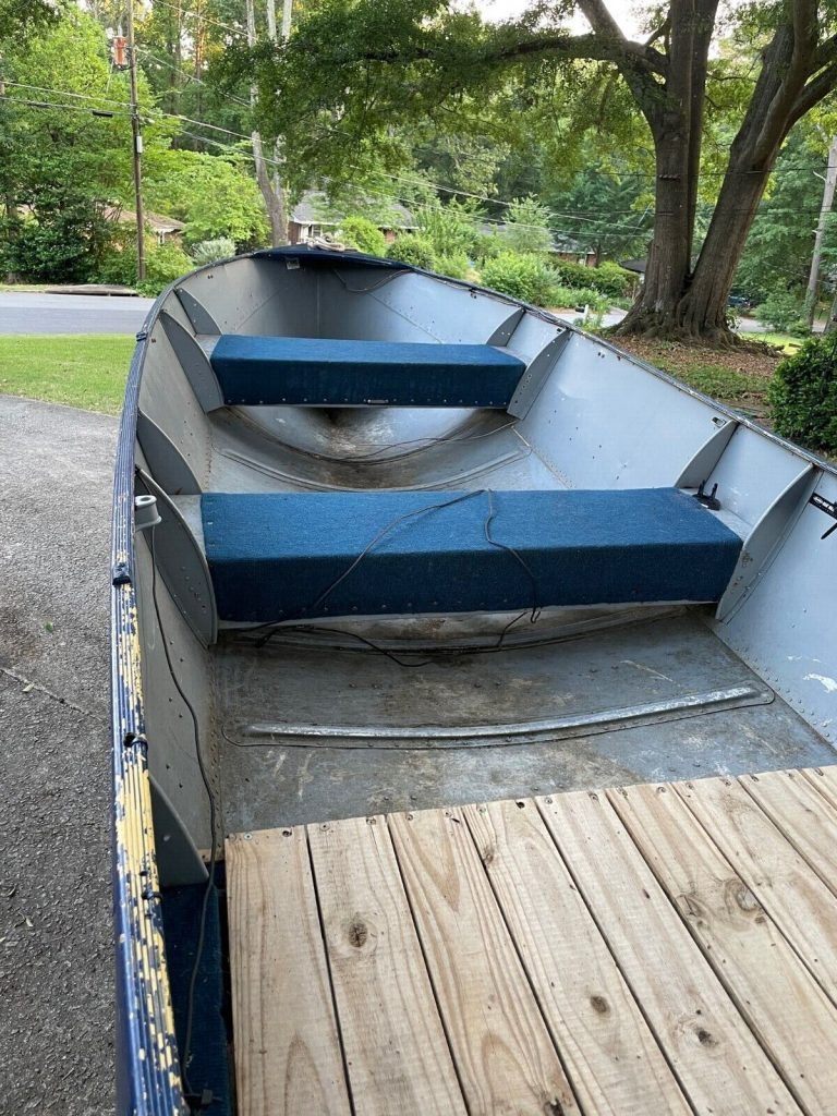 14ft V-Hull Aluminum Jon Boat with 18 HP Mercury Outboard – Fishing John
