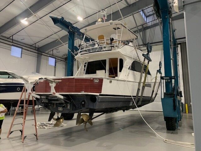 2002 Viking 55 Convertible