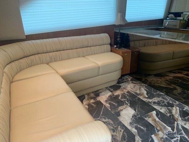 2002 Viking 55 Convertible