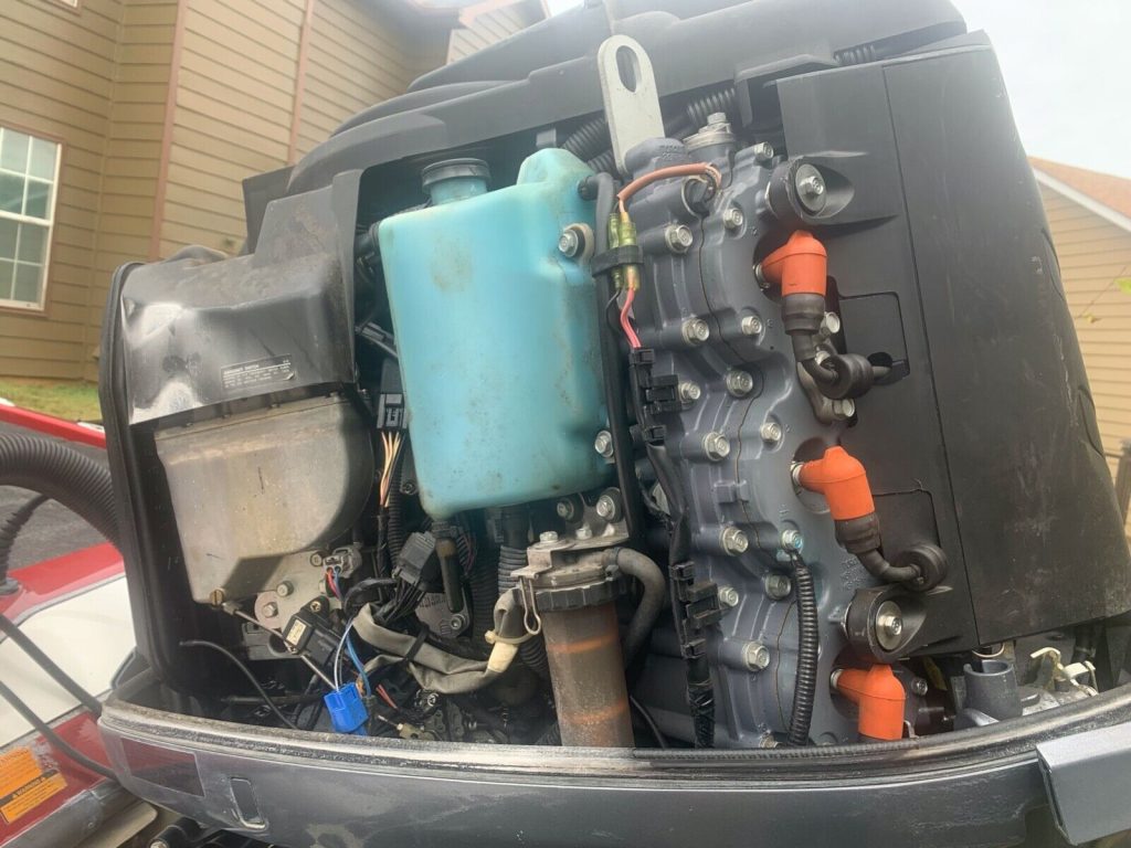 2006 Skeeter bass boat