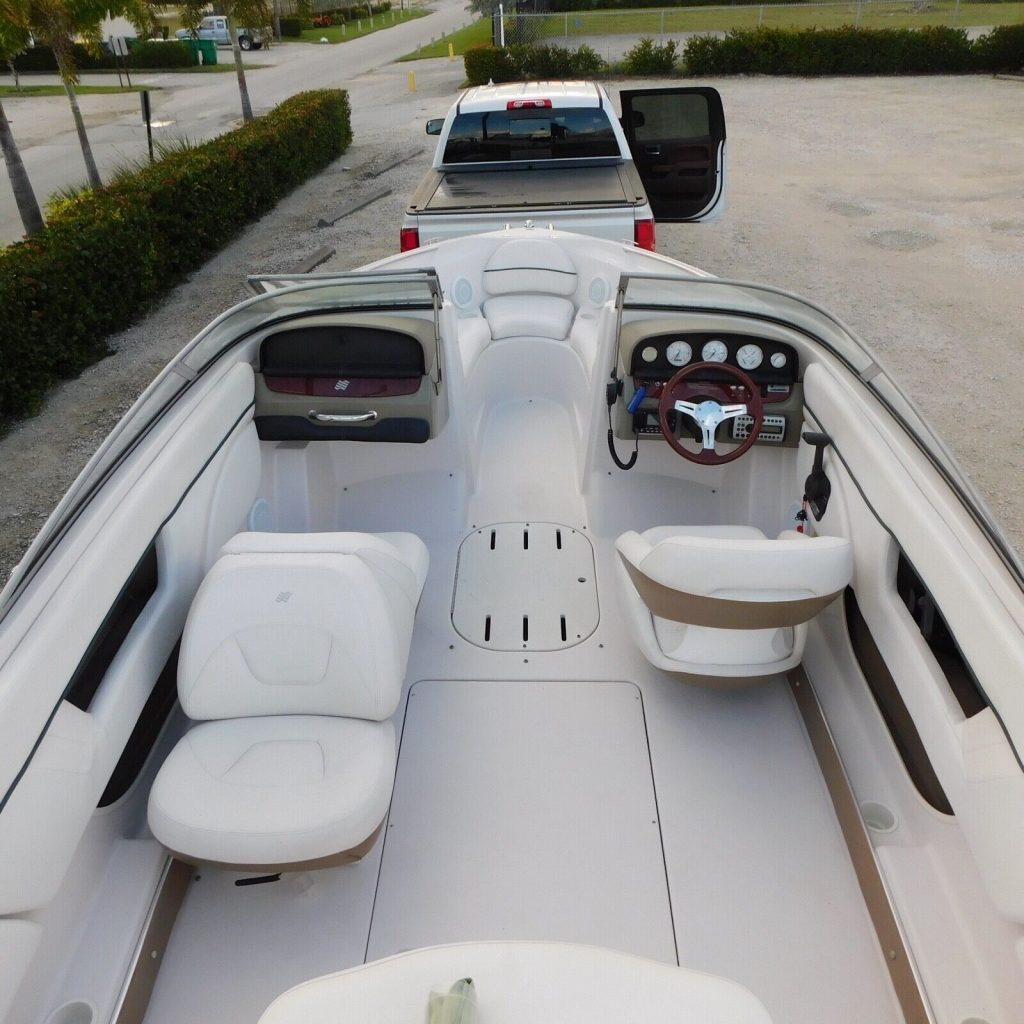 2007 Four Winns Horizon 210 Bow Rider with Loads of Upgrades and only 163 Hr