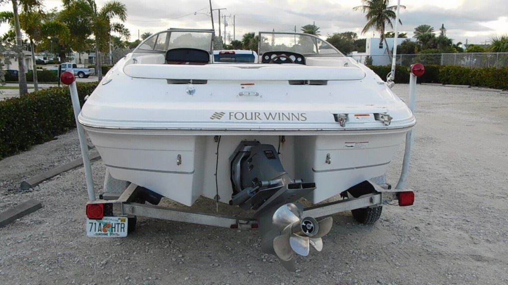 2007 Four Winns Horizon 210 Bow Rider with Loads of Upgrades and only 163 Hr