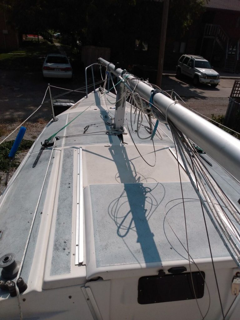 1990 Macgregor 26D Sailboat & Trailer