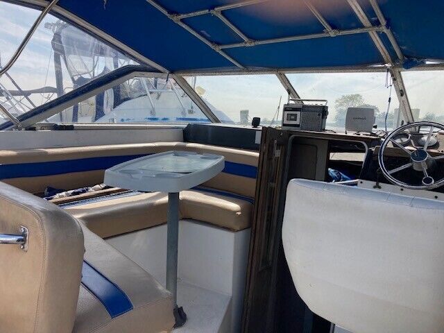 1985 Bayliner Contessa 28′ Cabin Cruiser – New Jersey