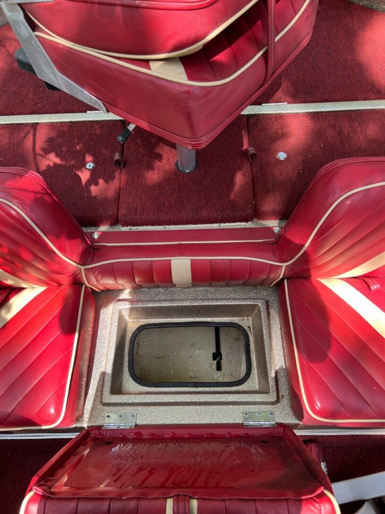 1988 Champion Fish&ski 20’1″ Boat & Trailer – Missouri