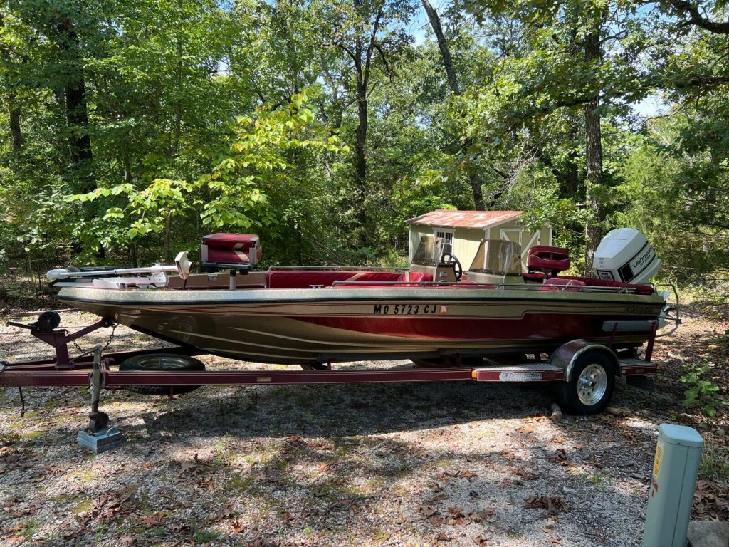 1988 Champion Fish&ski 20’1″ Boat & Trailer – Missouri