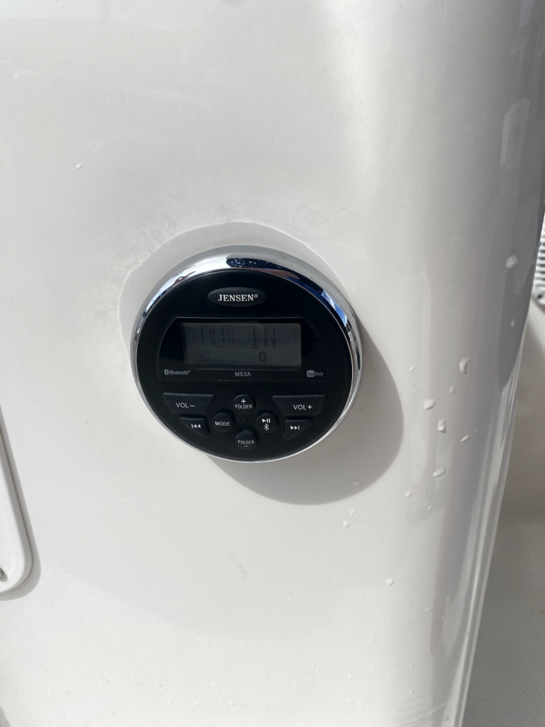 2019 Bayliner Element E18