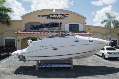 2005 Regal 2665 Commodore Cabin Cruiser With a Volvo Penta Engine for sale