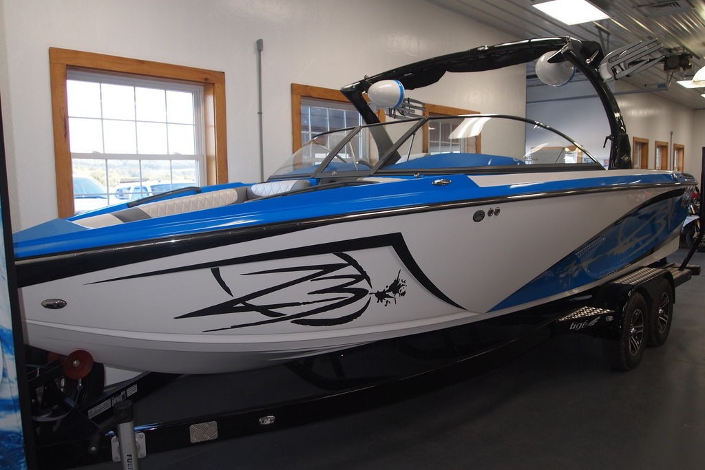 2015 Tige Z3, Surf XL Ballast, AVX Surf Link, Wetsounds & More! DEMO MAKE OFFER!