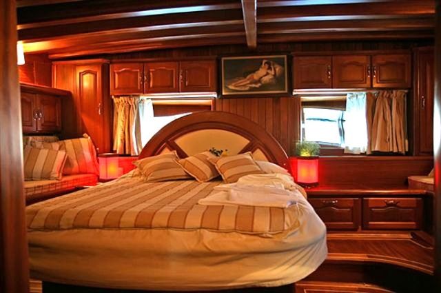 2005 Gulet Gullet Luxury Wooden Yacht sailing