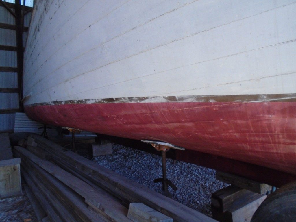 1957 Richardson Express Wooden boat