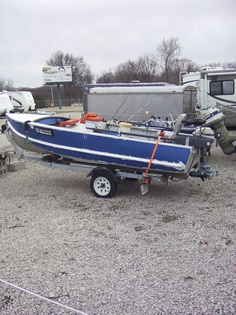 NICE 1985 Catalina Aluminum V Hull