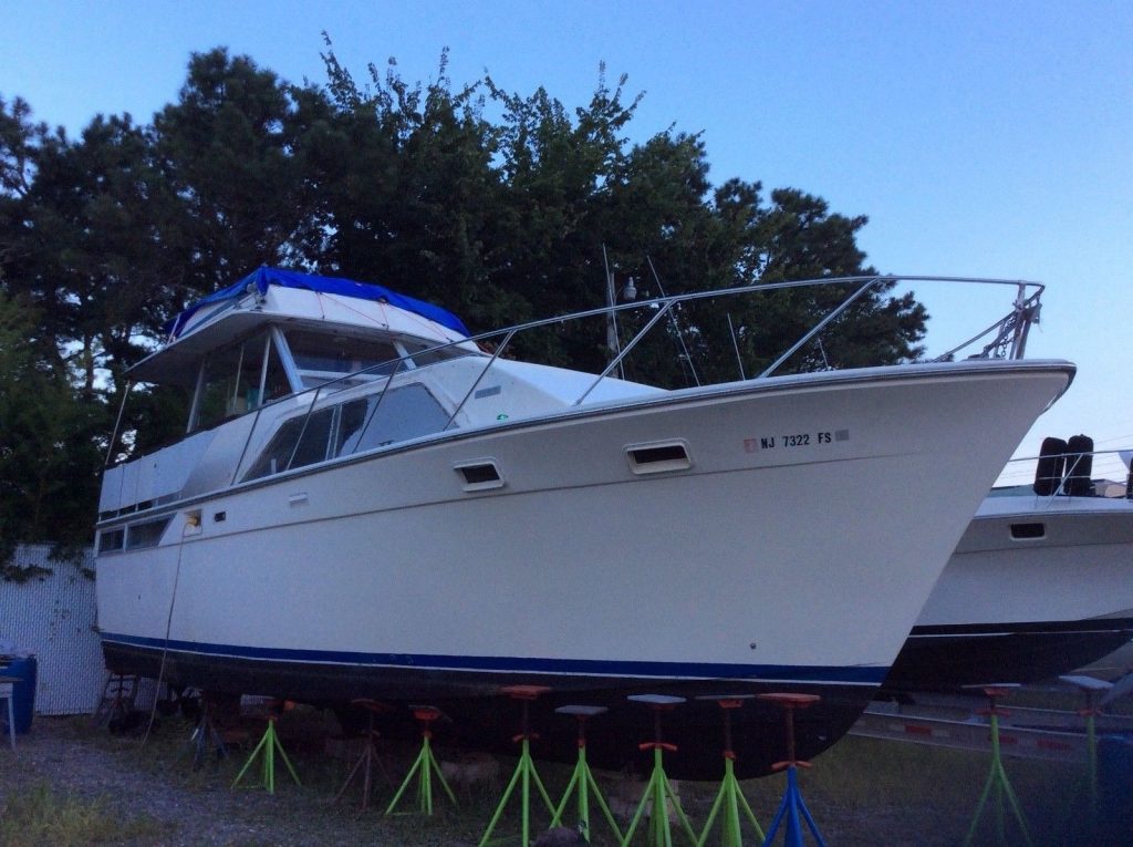 1973 Pacemaker 40ft. Yacht