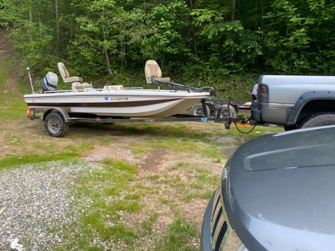1976 Elite bass boat 75hp for sale