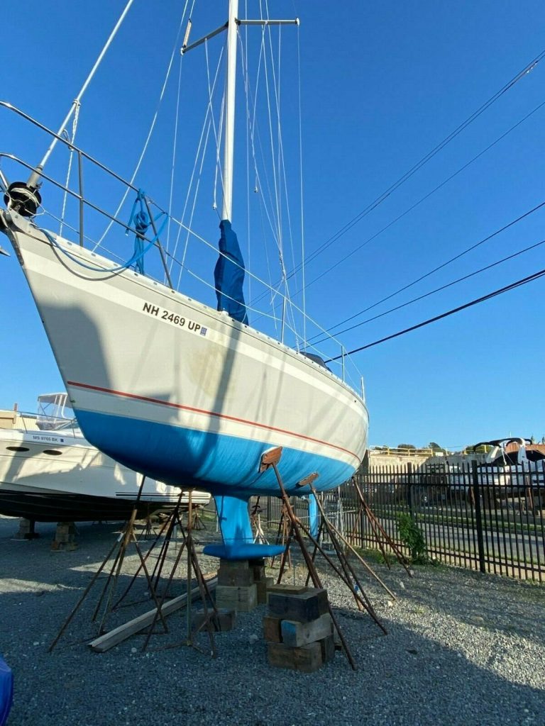 1986 Oday Sailboat 322 from 32feet long