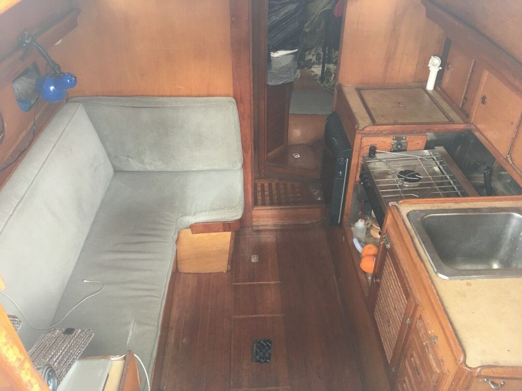 RARE 1984 Vancouver 25 full keel Bluewater Cruising Sailboat Double Ender