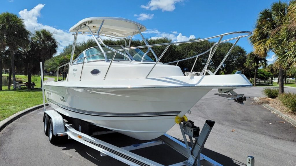 2004 Wellcraft 22 WA, YAMAHA 4stroke 225 hp with only 624 hours.