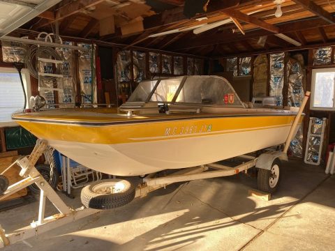 1972 Starcraft 15&#8242; Tri V Haul Located in St. Clair Shores, MI &#8211; Has Trailer for sale