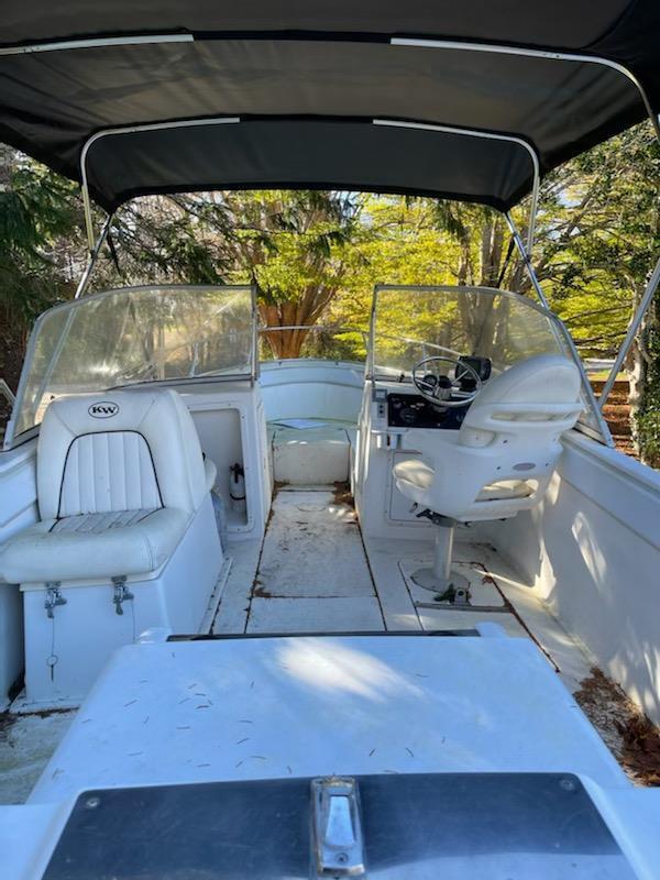 1976 Chris-Craft Sportsman 20’6″ Boat Located in Brewster, MA – Has Trailer