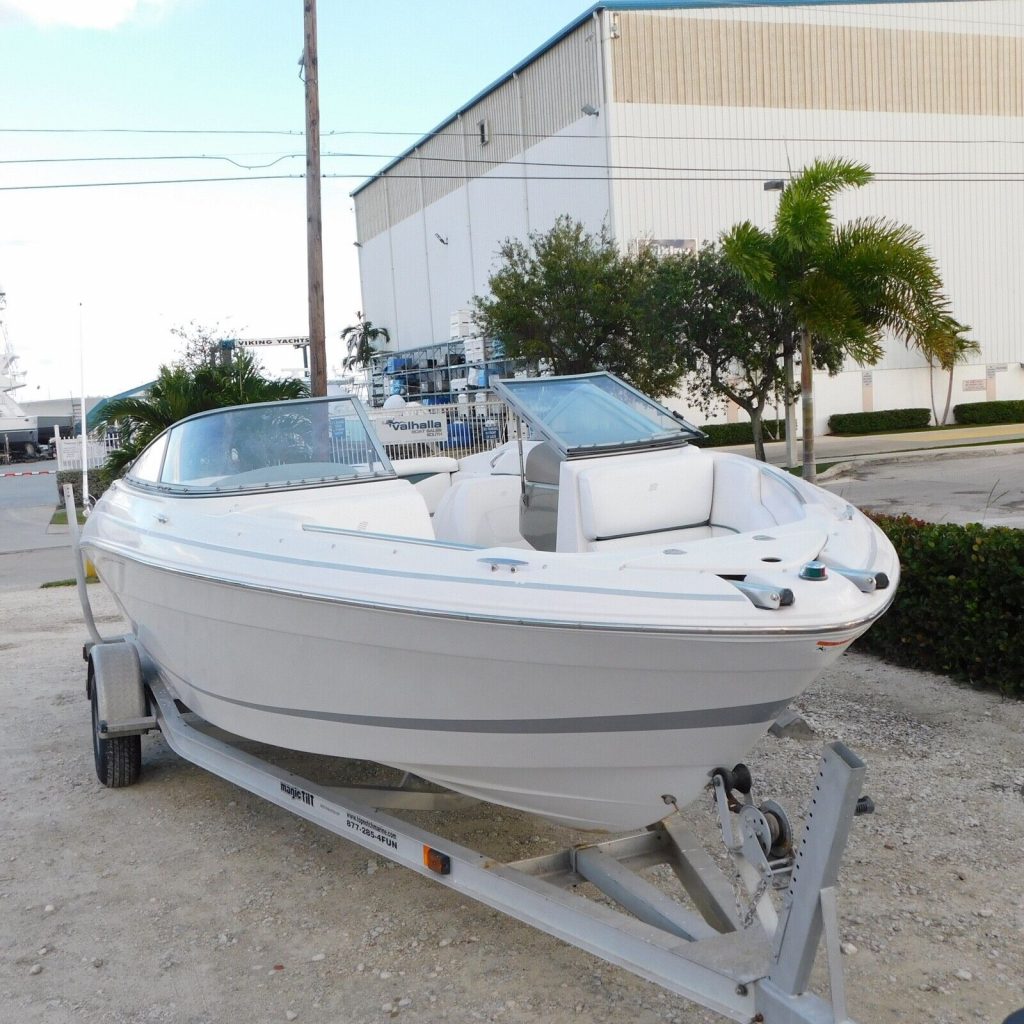 2007 Four Winns Horizon 210 Bow Rider with Loads of Upgrades and only 163 Hr