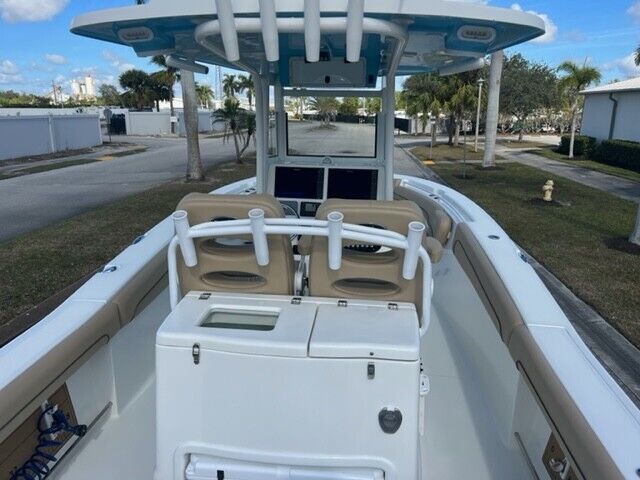 2020 Nautic Star 28XS Center Console Twin 300 Yamahas Power Pole 94 Hour Boat Wow