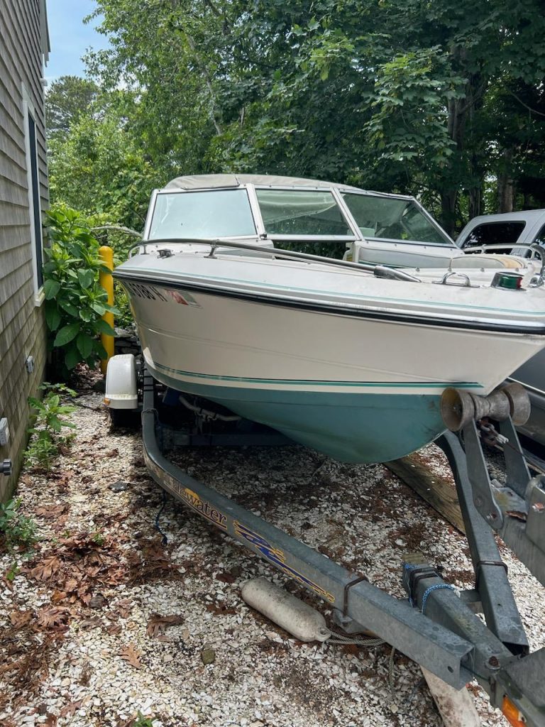 1990 Stingray 17′ Boat Located in Chatham, MA – Has Trailer