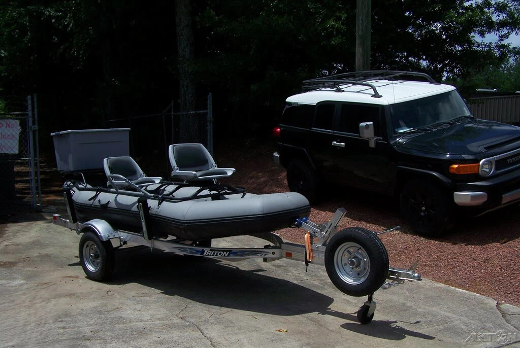 2019 Stealth 2.0 Flycraft Fishing BOAT WITH Trailer